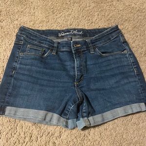 Universal Thread Dark Blue Cuffed Short